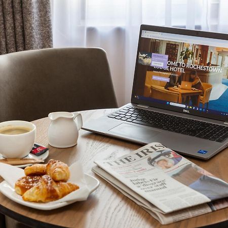 Rochestown Lodge Hotel دون لاوجير المظهر الخارجي الصورة