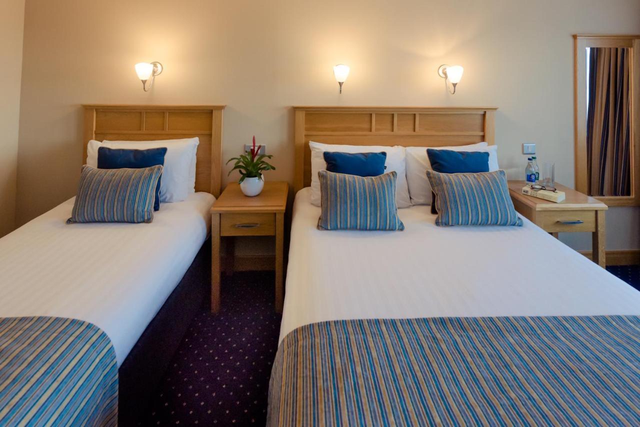 Rochestown Lodge Hotel دون لاوجير المظهر الخارجي الصورة