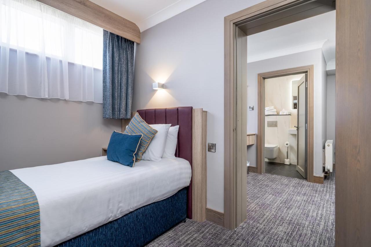 Rochestown Lodge Hotel دون لاوجير المظهر الخارجي الصورة